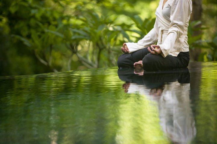 How to Meditate in Your Hot Tub