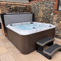 Jacuzzi J-235