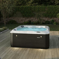 Jacuzzi J-204 hot tub lifestyle image