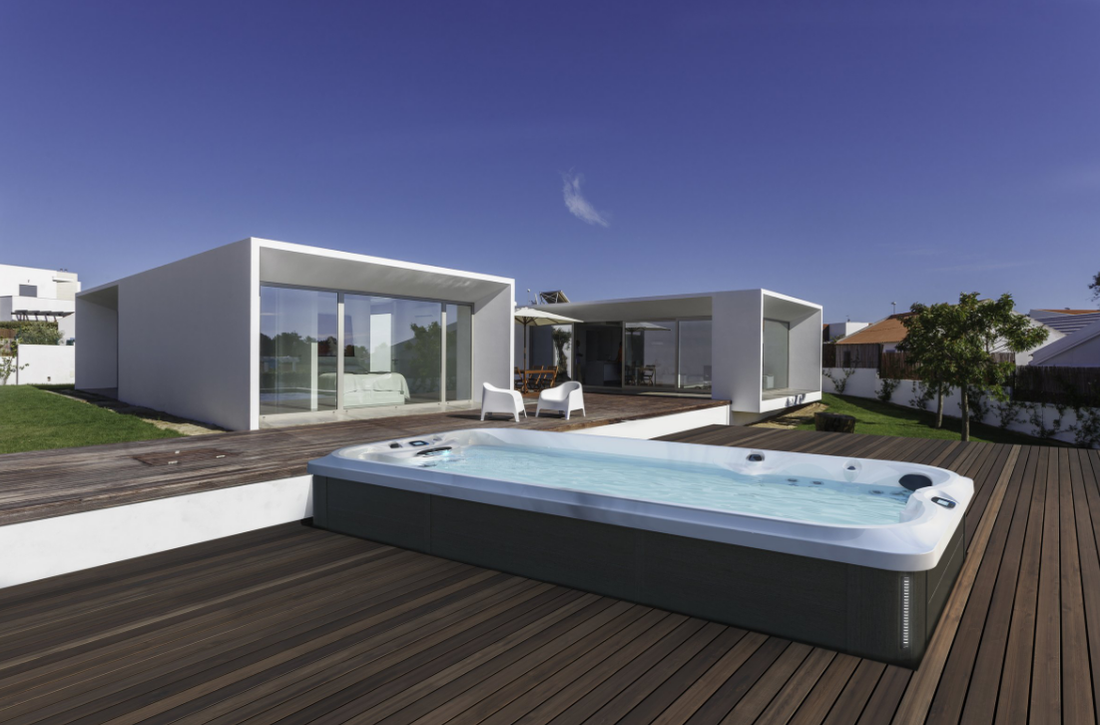 Jacuzzi® PowerPro™ J-16